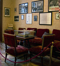 Waiting Room, Frued's office, Vienna Austria