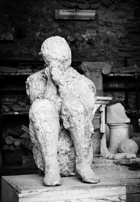 plaster body cast, Pompeii, Italy