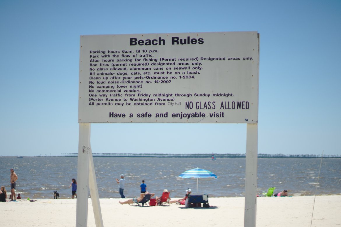 rules, ocean springs, ms photographed by luxagraf