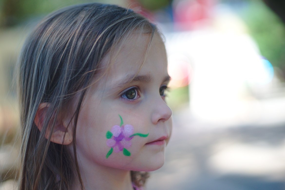 face painting photographed by luxagraf