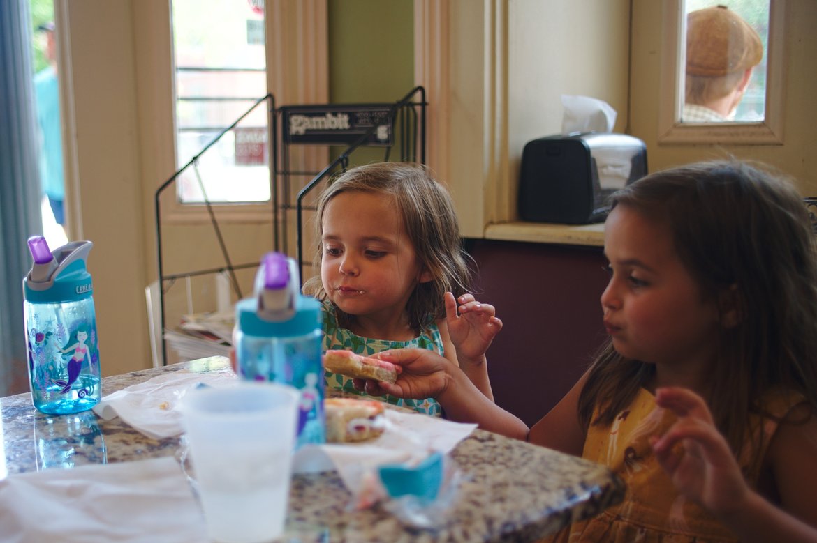 eating treats at Envie, New orleans photographed by luxagraf