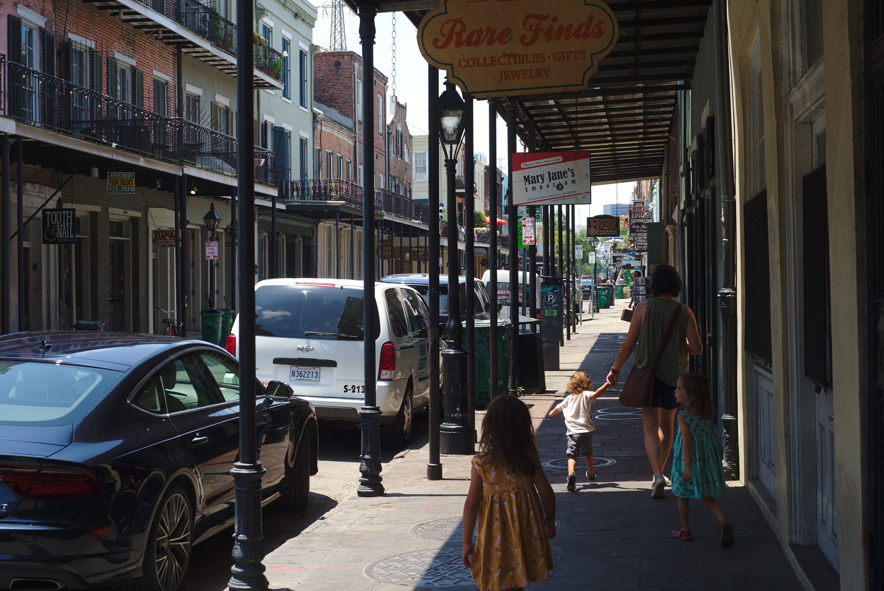 Walking Decatur st new orleans photographed by luxagraf
