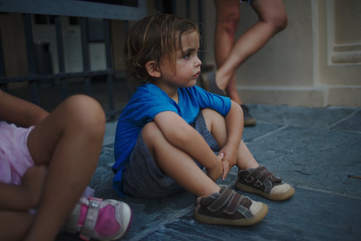 watching music in Jackson Square photographed by luxagraf