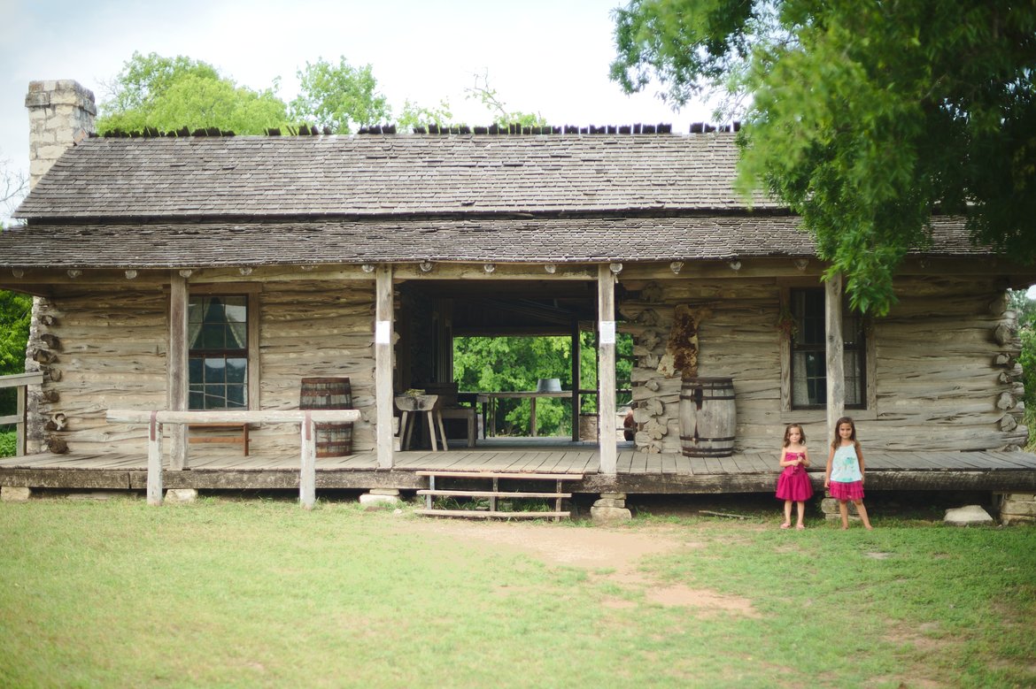 pioneer farm, austin, tx photographed by luxagraf