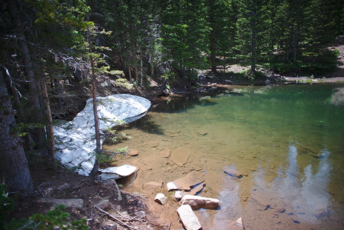 snow on bear lake, sangre de christo mountains photographed by luxagraf