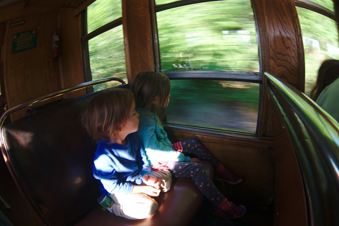 Steam train to Silverton photographed by luxagraf