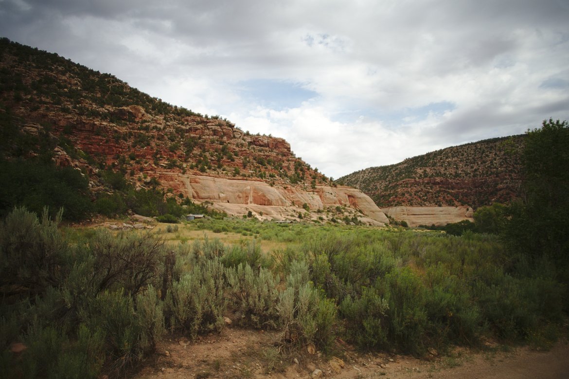 entrance to the canyon photographed by luxagraf