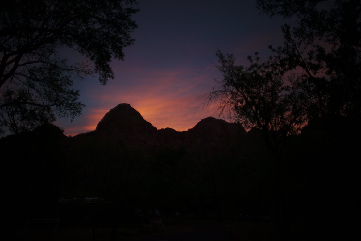 Sunrise, Zion National Park photographed by luxagraf