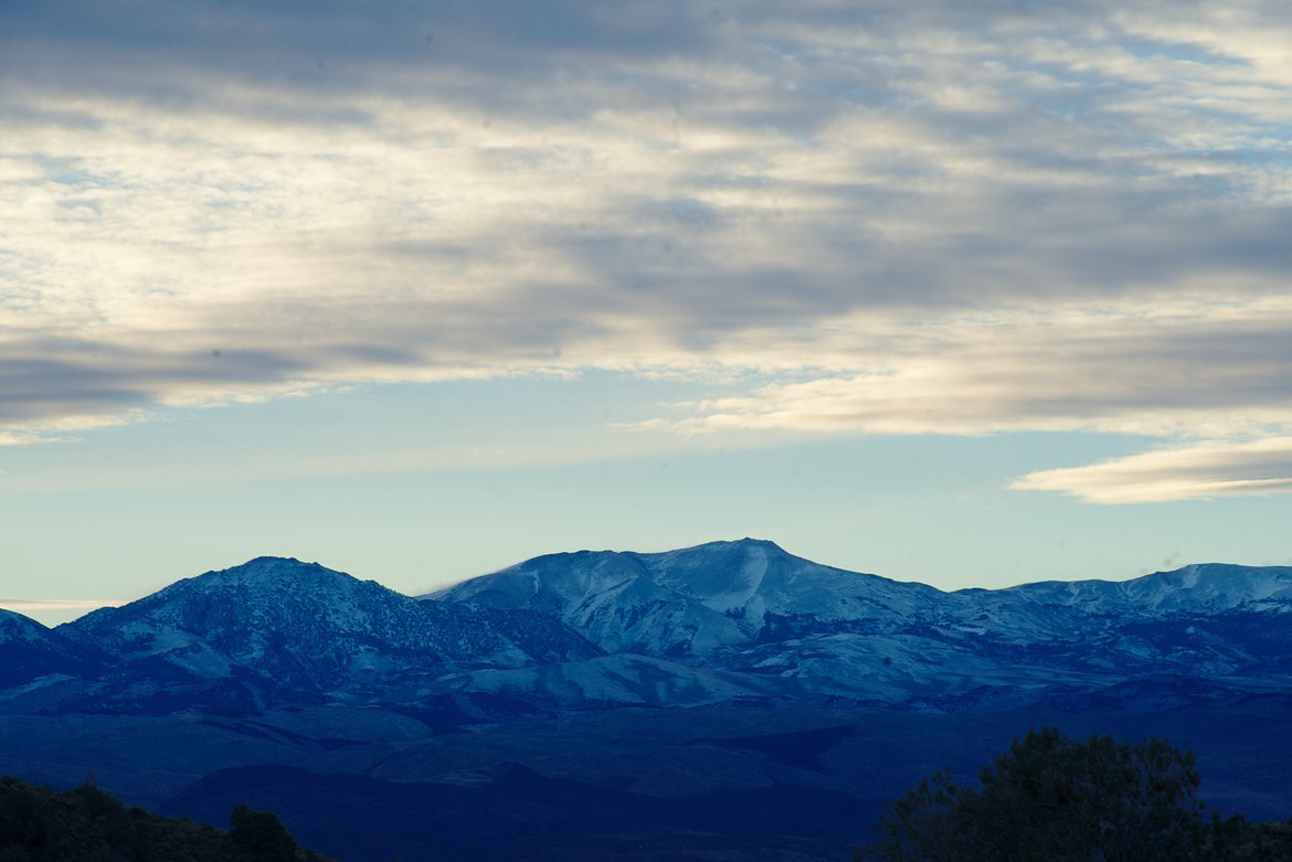 snow on the mountains photographed by luxagraf