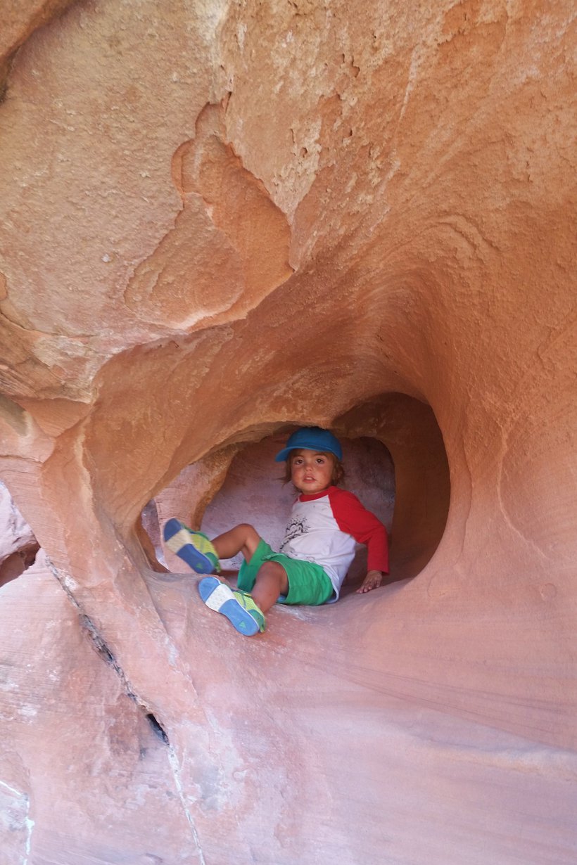 climbing, valley of fire photographed by Corrinne Gilbertson
