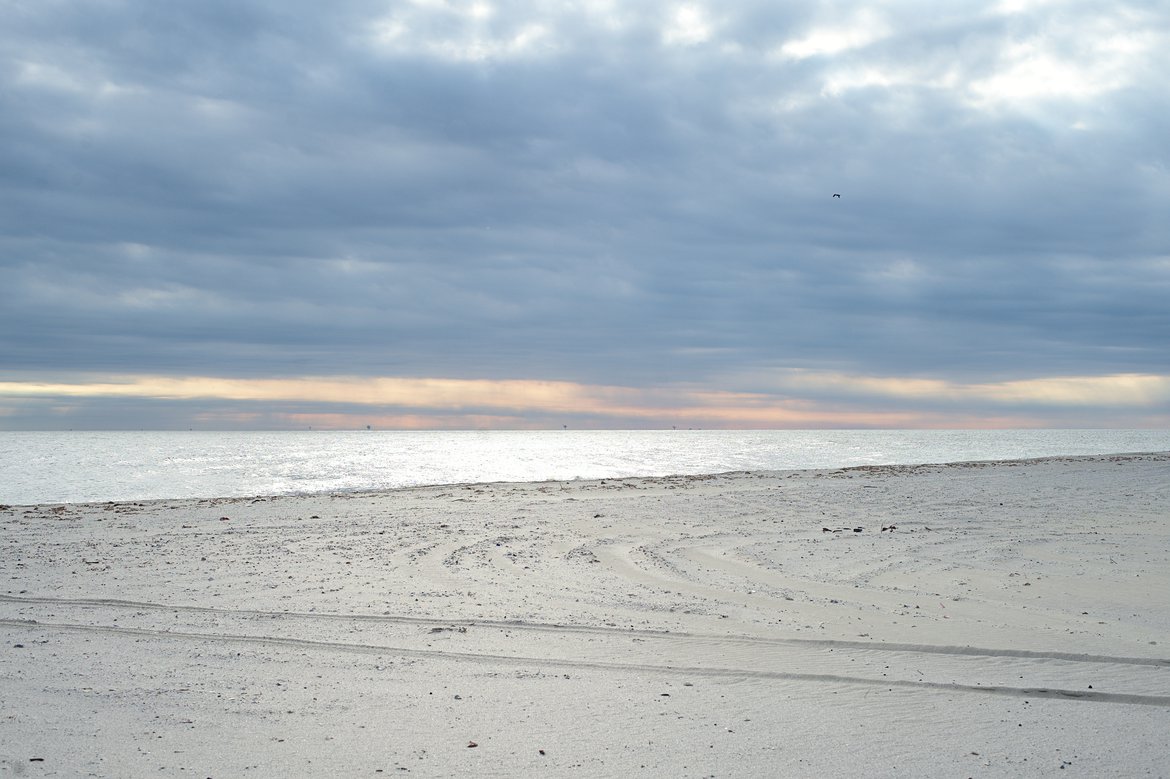 matagorda beach, TX photographed by luxagraf