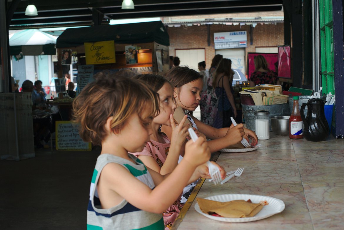 crepes in the french market photographed by luxagraf