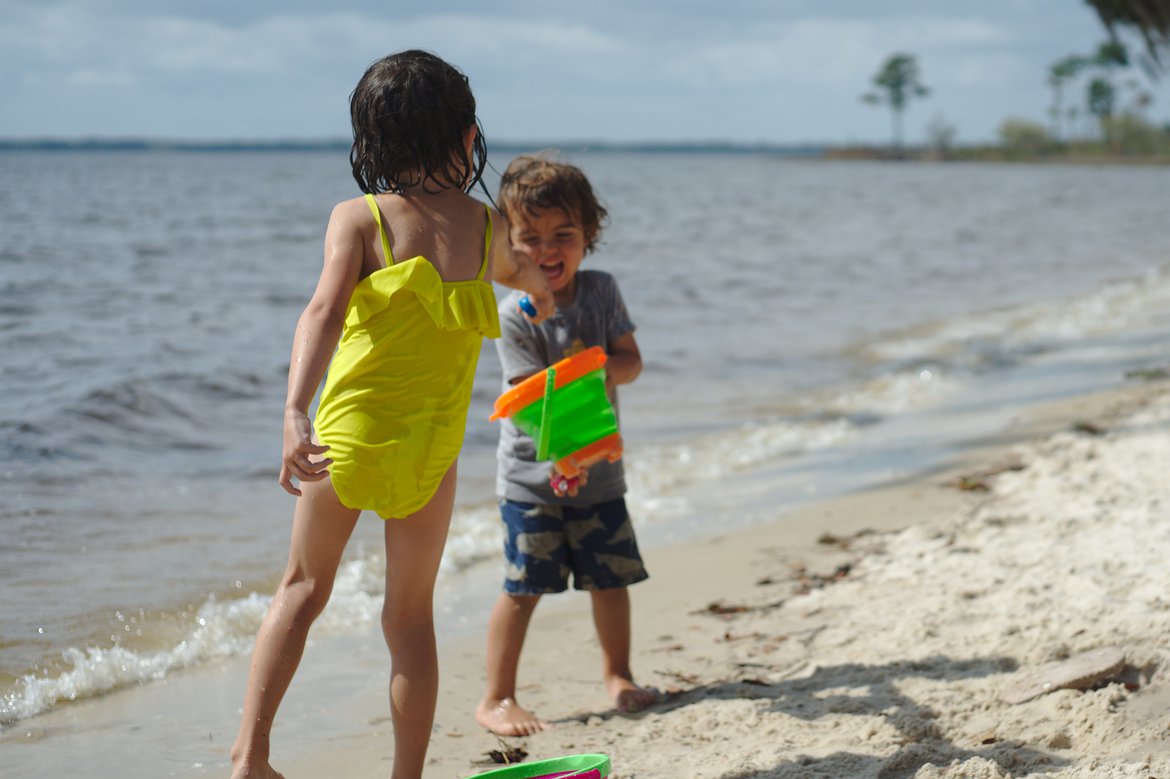 water fight, east bay, pensacola, FL photographed by luxagraf