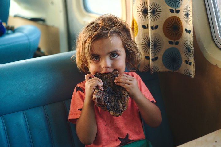 eating pork chops photographed by luxagraf