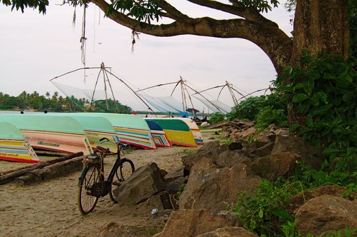 chinese fishing nets, Fort Cochin, India photographed by luxagraf