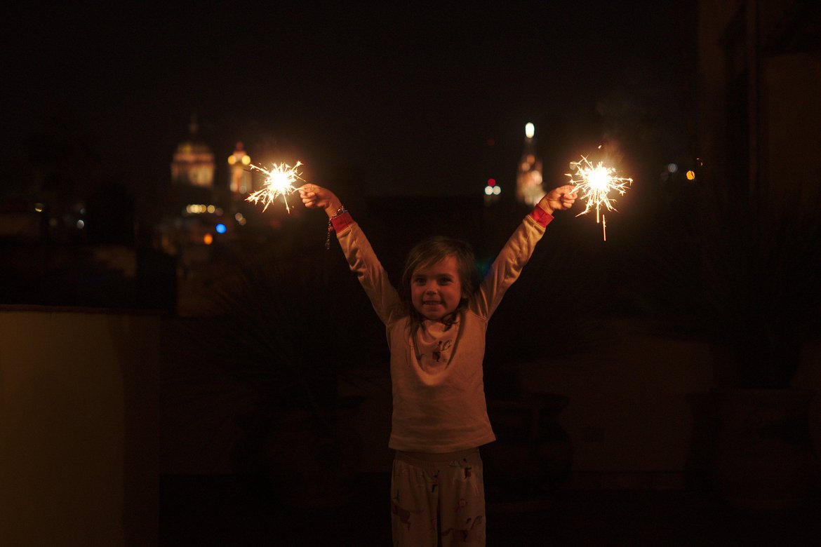 new years sparklers, San miguel de Allende photographed by luxagraf