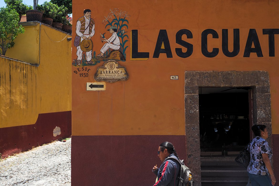 Las Cuat, San Miguel de Allende photographed by luxagraf