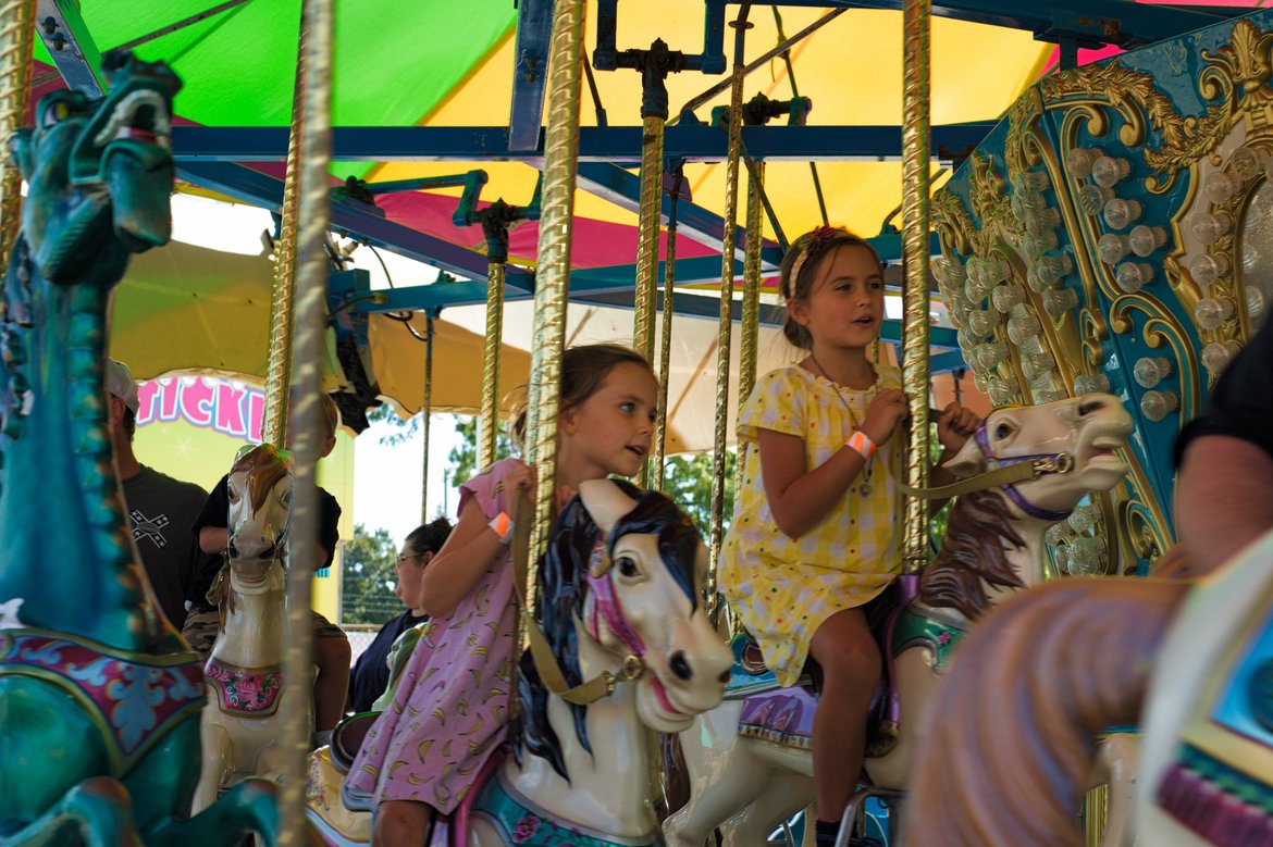 riding the merry-go-round elberton county fair photographed by luxagraf