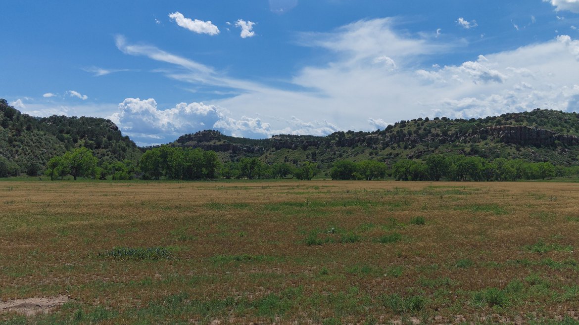 Chisom canyone area, comanche national grasslands photographed by luxagraf
