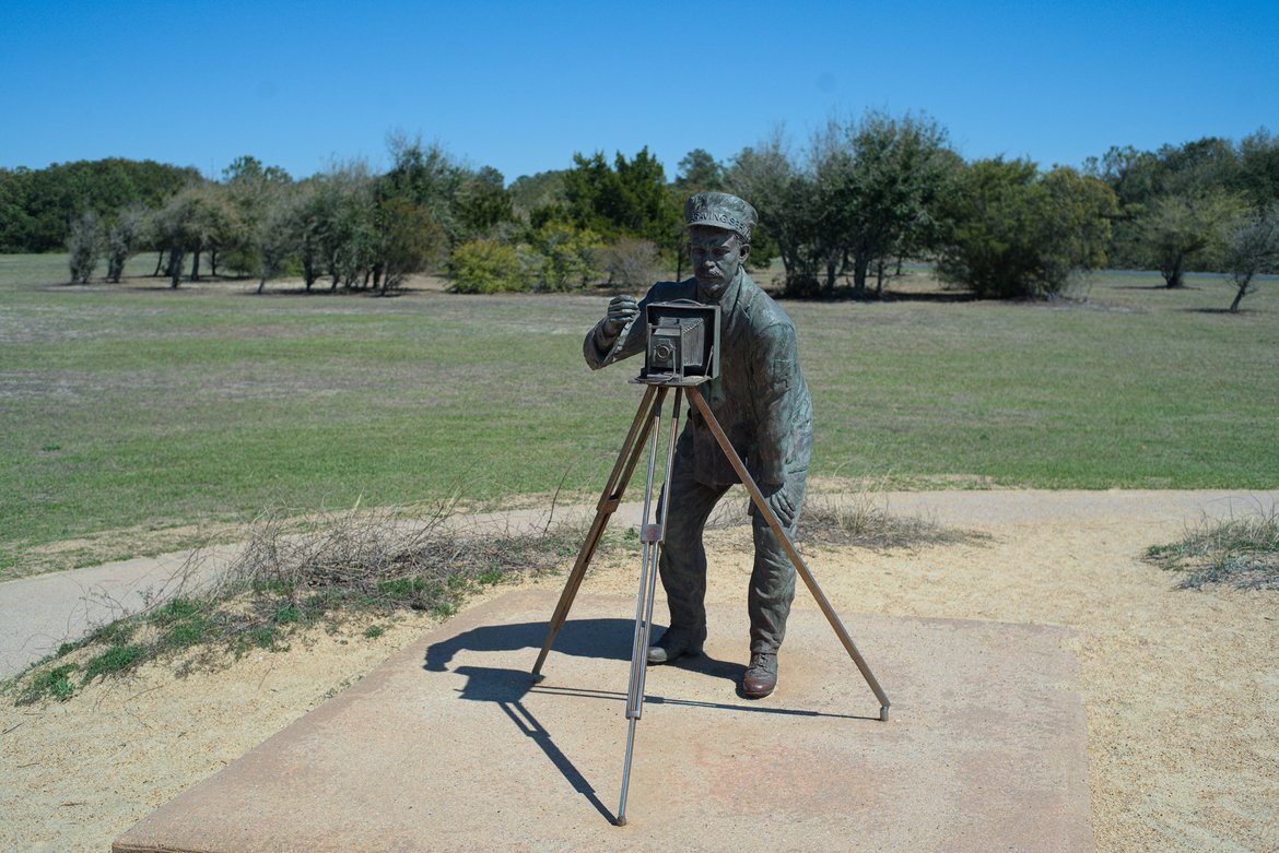 John T Daniels statue at wright brothers memorial photographed by luxagraf