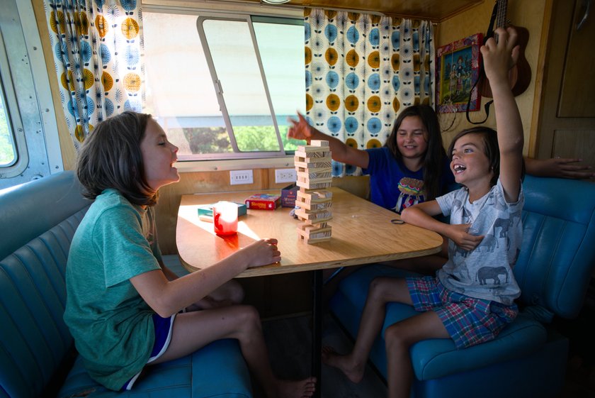 playing games in the bus by Scott Gilbertson