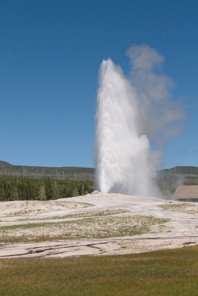 old faithful, yellowstone national park photographed by luxagraf