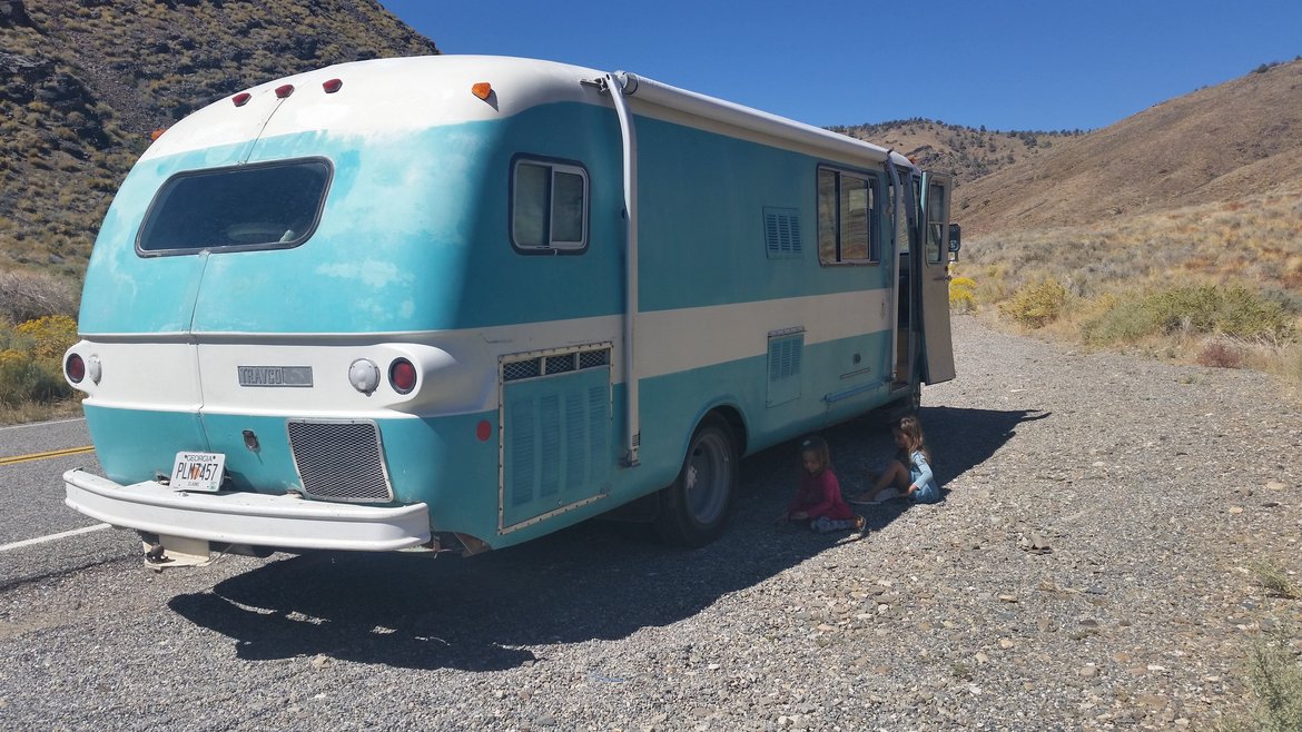 the bus at the side of the road, eastern california, 2017. photographed by luxagraf