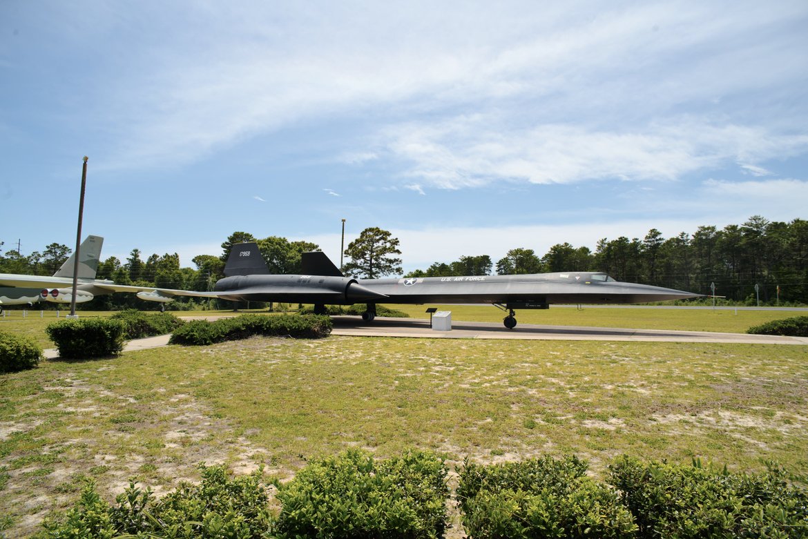 SR 71 airplane photographed by luxagraf