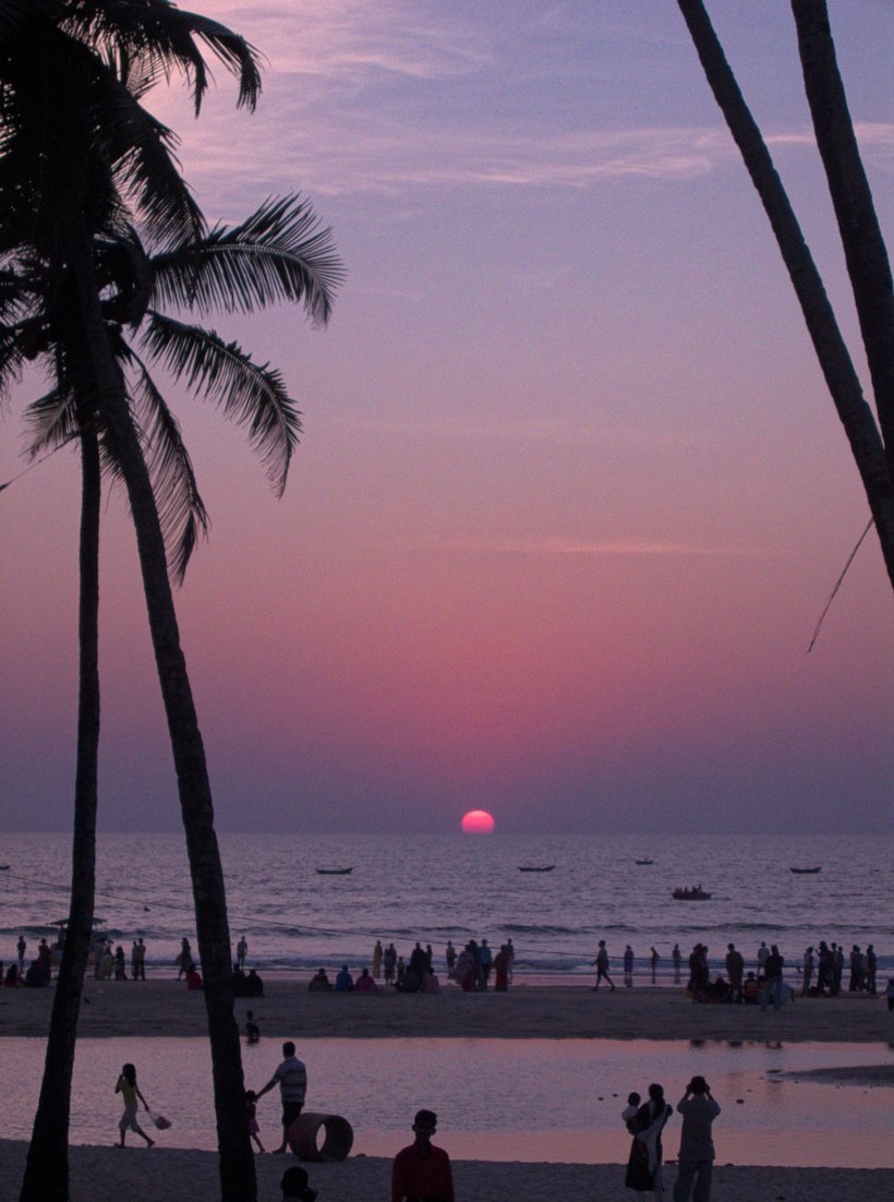 sunset at colva beach, goa, india photographed by luxagraf