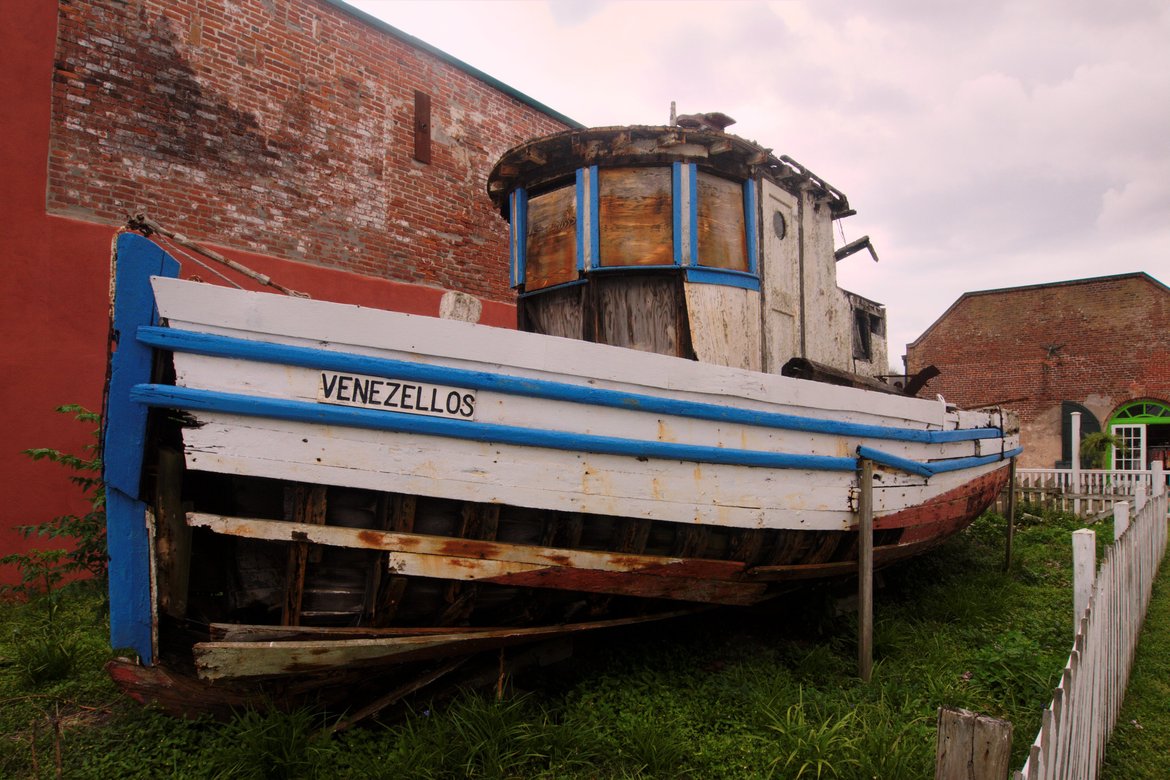 old fishing boat in downtown Apalachicola fl photographed by luxagraf