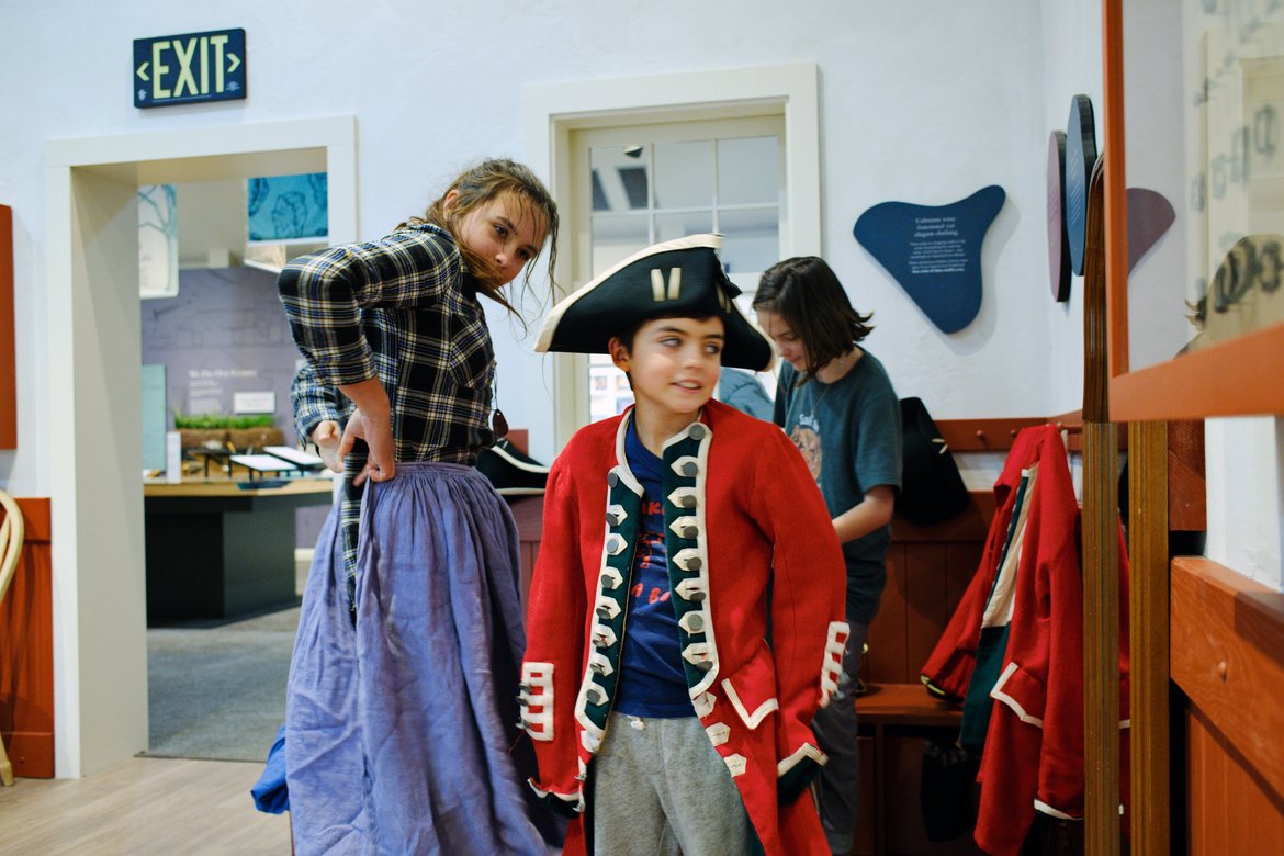 trying on outfits at fort frederica photographed by luxagraf