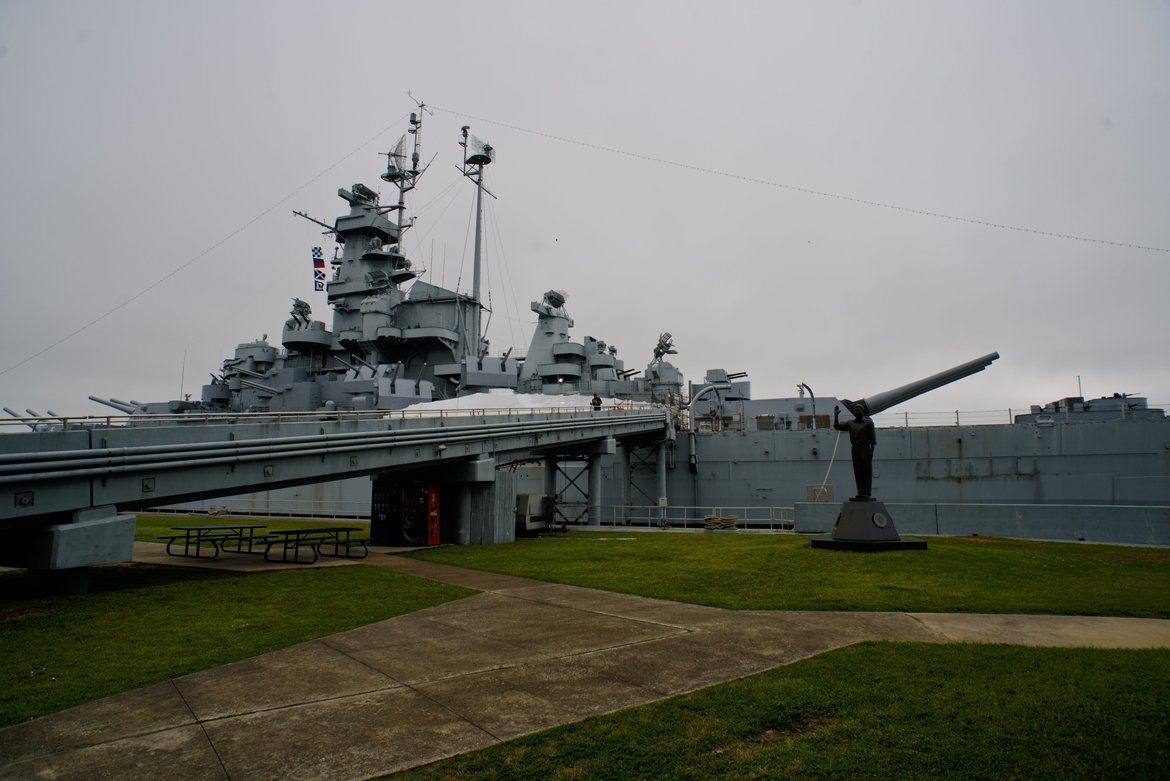 Battleship alabama, mobile bay photographed by luxagraf