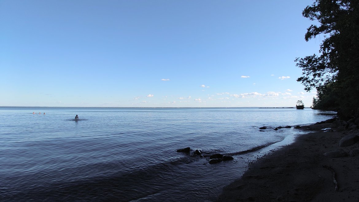 swimming in the lake photographed by Scott Gilbertson