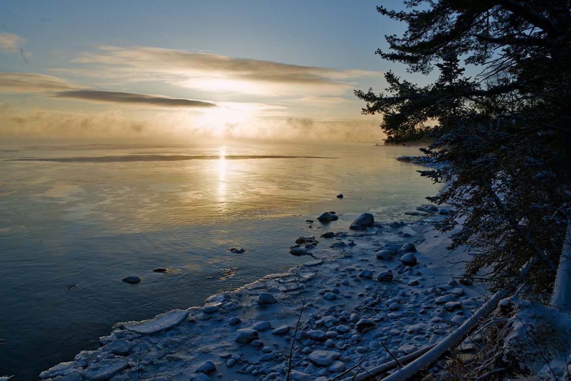 Winter sunrise photographed by Scott Gilbertson