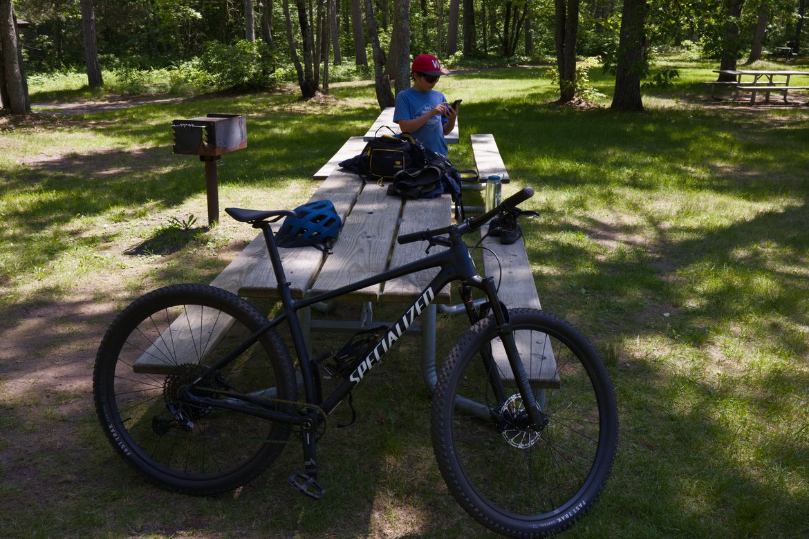 taking a break in the shade photographed by Scott Gilbertson