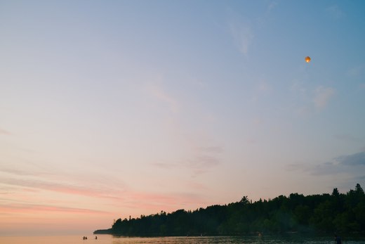 evening sky over lake superior photographed by Scott Gilbertson