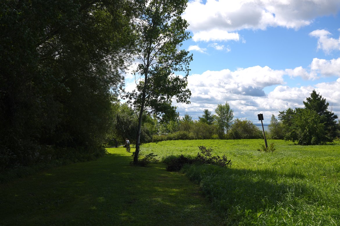riding bikes on the shore of lake superior photographed by Scott Gilbertson