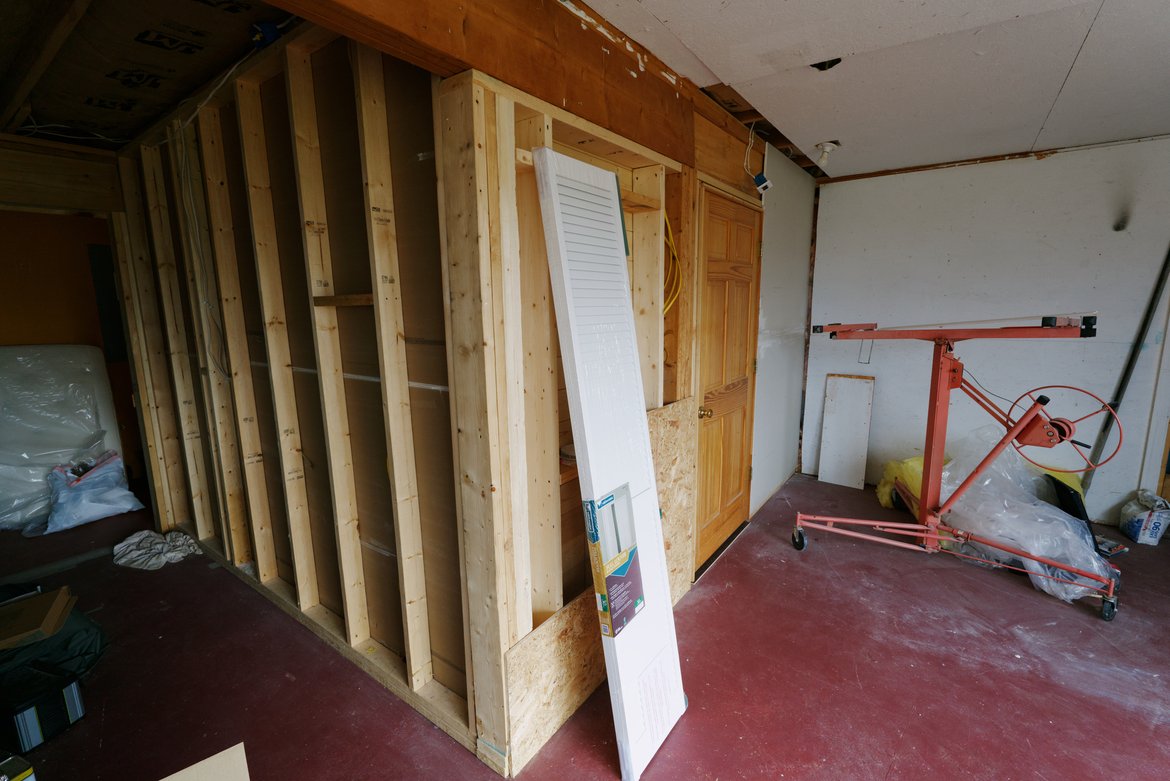 New bedroom framed out photographed by Scott Gilbertson
