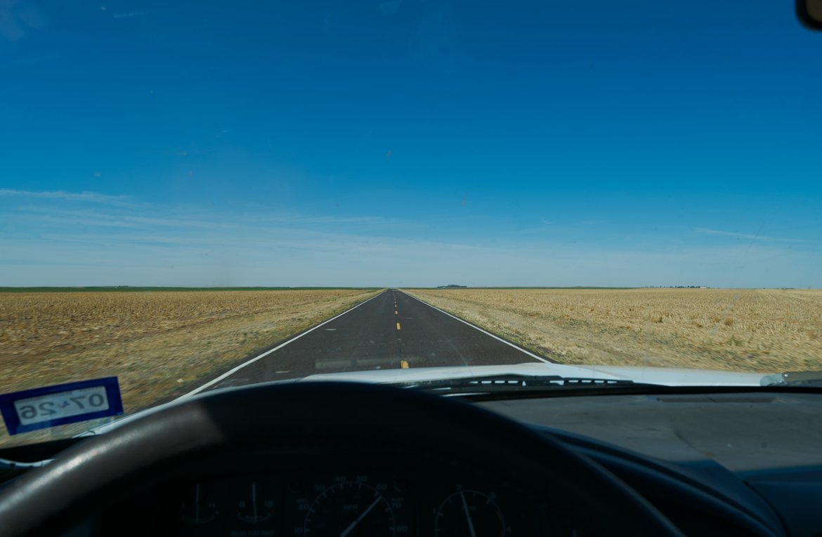 the vast flatness of Kansas photographed by luxagraf