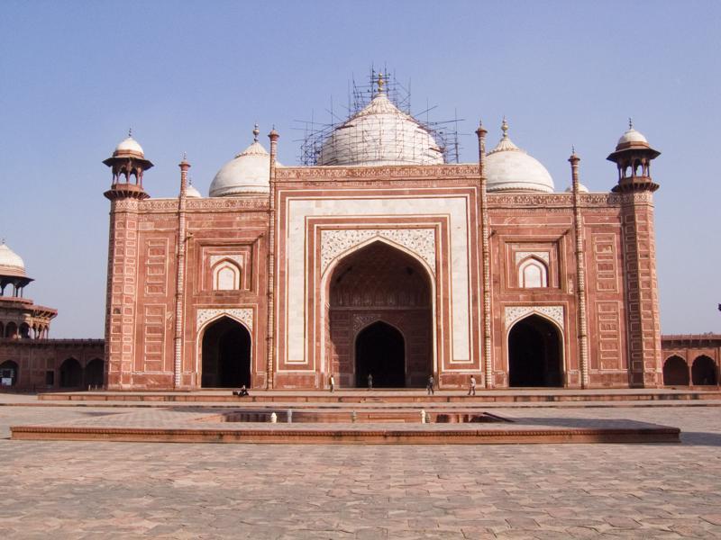 India-Agra Fort Taj Mahal_12_08_05_43
