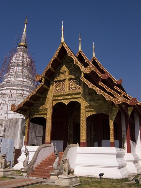 Thailand- Chiang Mai_Wat Phra Singh1_8_06_12