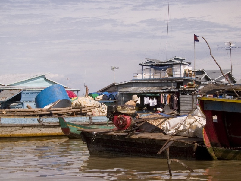 Cambodia_Floating Village_3_15_06_12