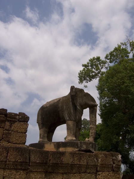 Cambodia_Angkor Wat_3_18-20_06_054