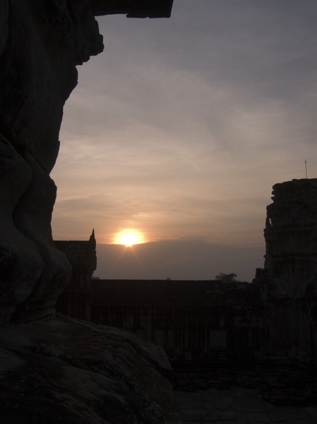 Cambodia_Angkor Wat_3_18-20_06_097