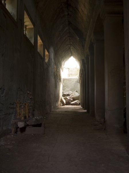 Cambodia_Angkor Wat_3_18-20_06_105