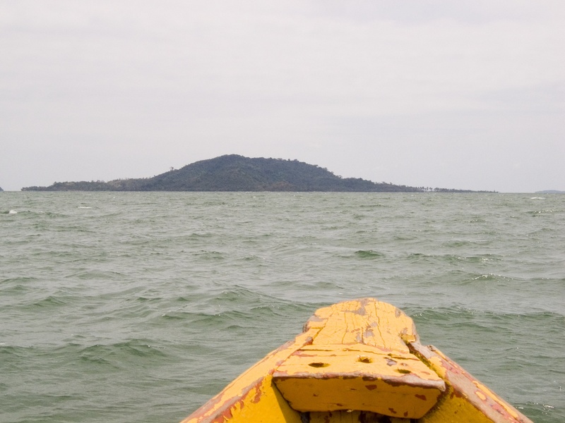 Cambodia_Rabbit Island_3_27_06_01