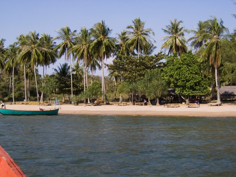 Cambodia_Rabbit Island_3_27_06_15