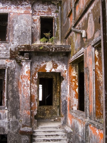 Cambodia_Bokor Station_3_28_06_10