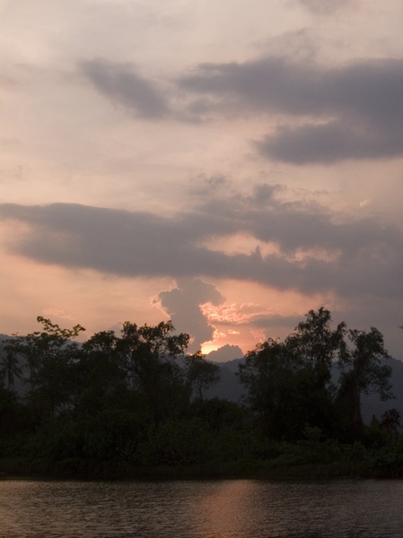 Cambodia_Bokor Station_3_28_06_15